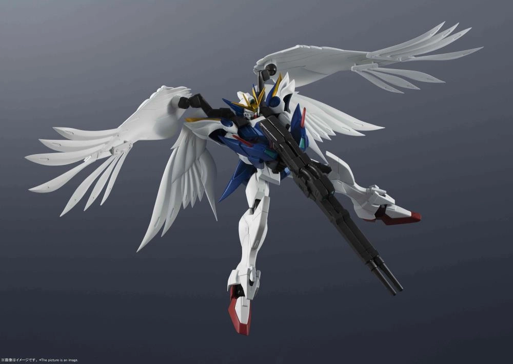 Alternate Costume Gundam Universe XXXG-00W0 Wing Gundam Zero Custom Endless Waltz Action Figure
