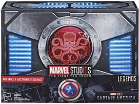 Sitting Figure SDCC 2018 Hasbro Marvel Legends Series Red Skull and Electronic Tesseract Action Figure Set