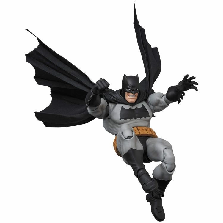Horror Monster Mafex No. 106 DC Comics Frank Miller's The Dark Knight Returns Batman Action Figure Medicom