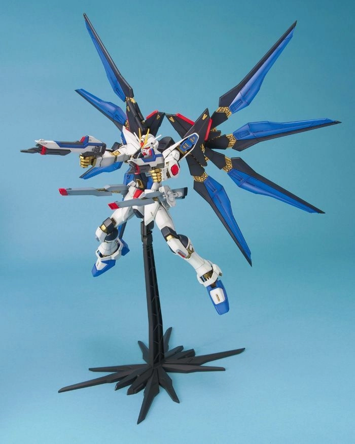 Gundam 1/100 MG Seed Destiny ZGMF-X20A Strike Freedom Gundam Model Kit Movie Character Terrace Accent