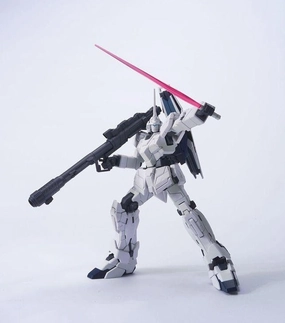 Articulated Hero Chibi Figure Gundam 1/144 HGUC #101 RX-0 Unicorn Gundam (Unicorn Mode) Model Kit