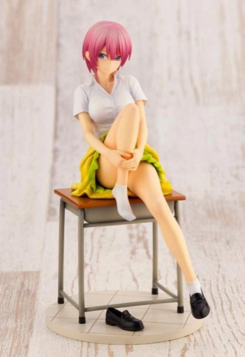 Nursery Decor PVC Goods Kotobukiya 1/8 The Quintessential Quintuplets Ichika Nakano Scale Statue Figure PP890