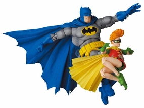 Chibi Toy Mafex No. 139 DC Comics Batman: The Dark Knight Returns Batman (Blue Ver.) and Robin 2-Pack Action Figure Medicom